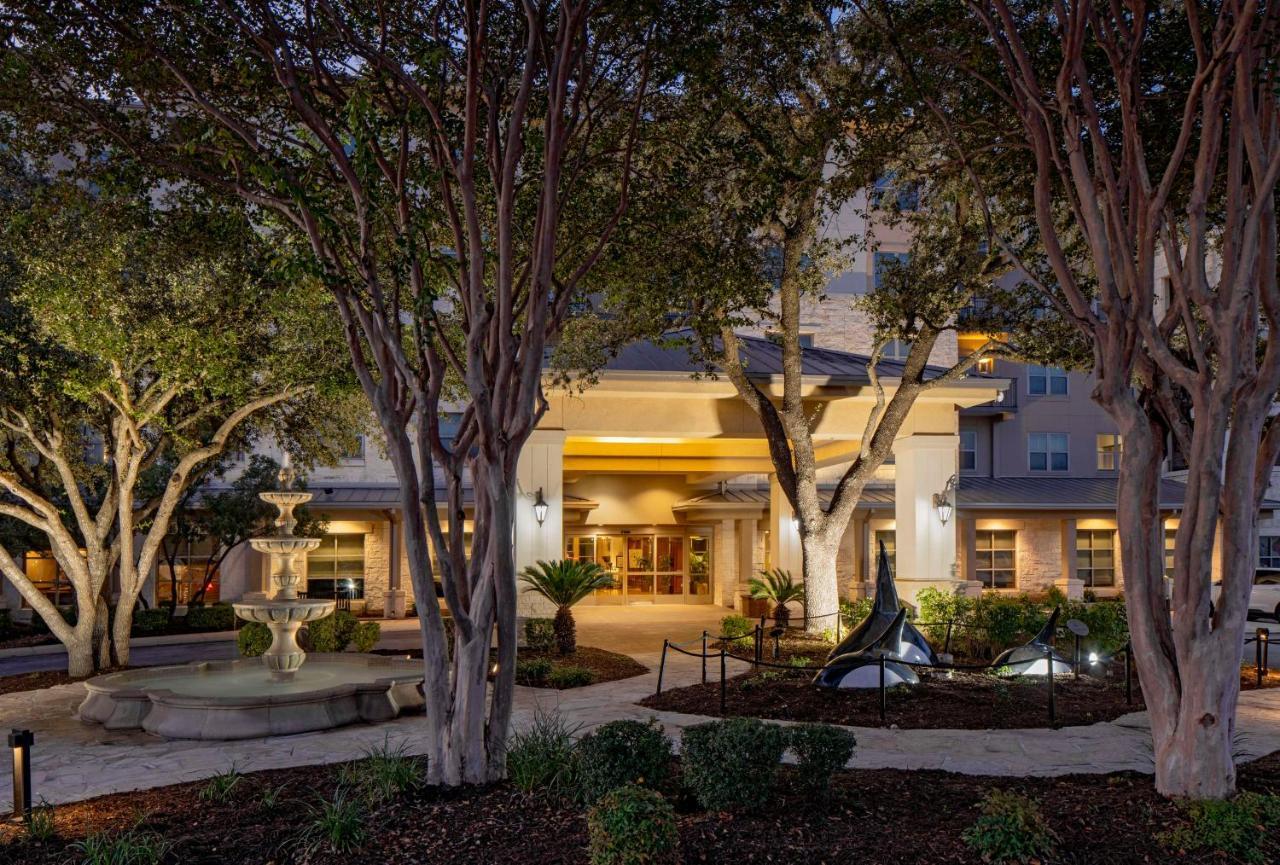 Hilton San Antonio Hill Country Hotel Exterior foto