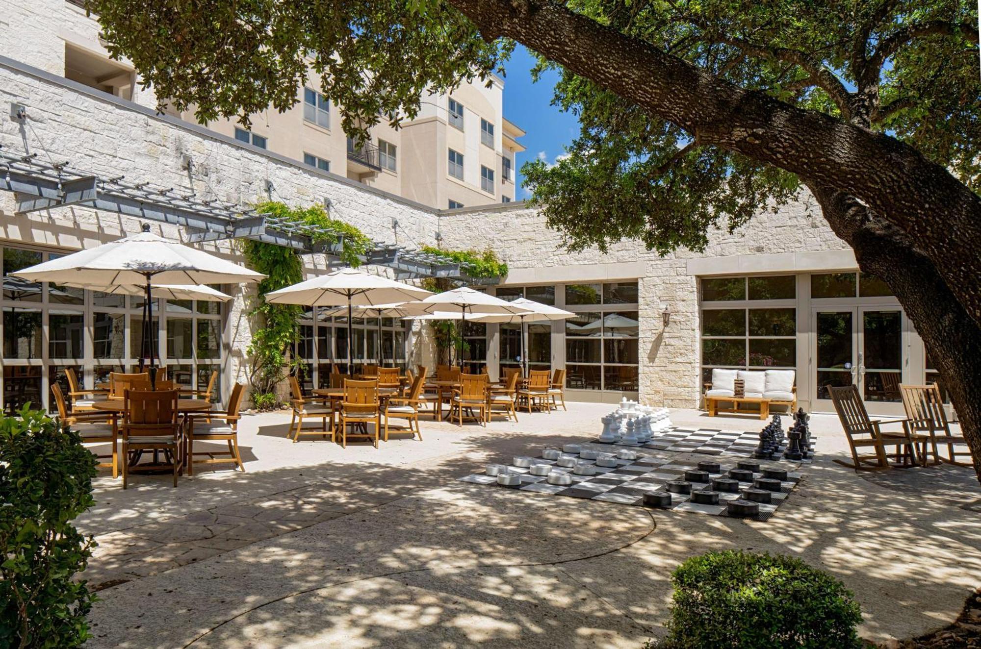 Hilton San Antonio Hill Country Hotel Exterior foto